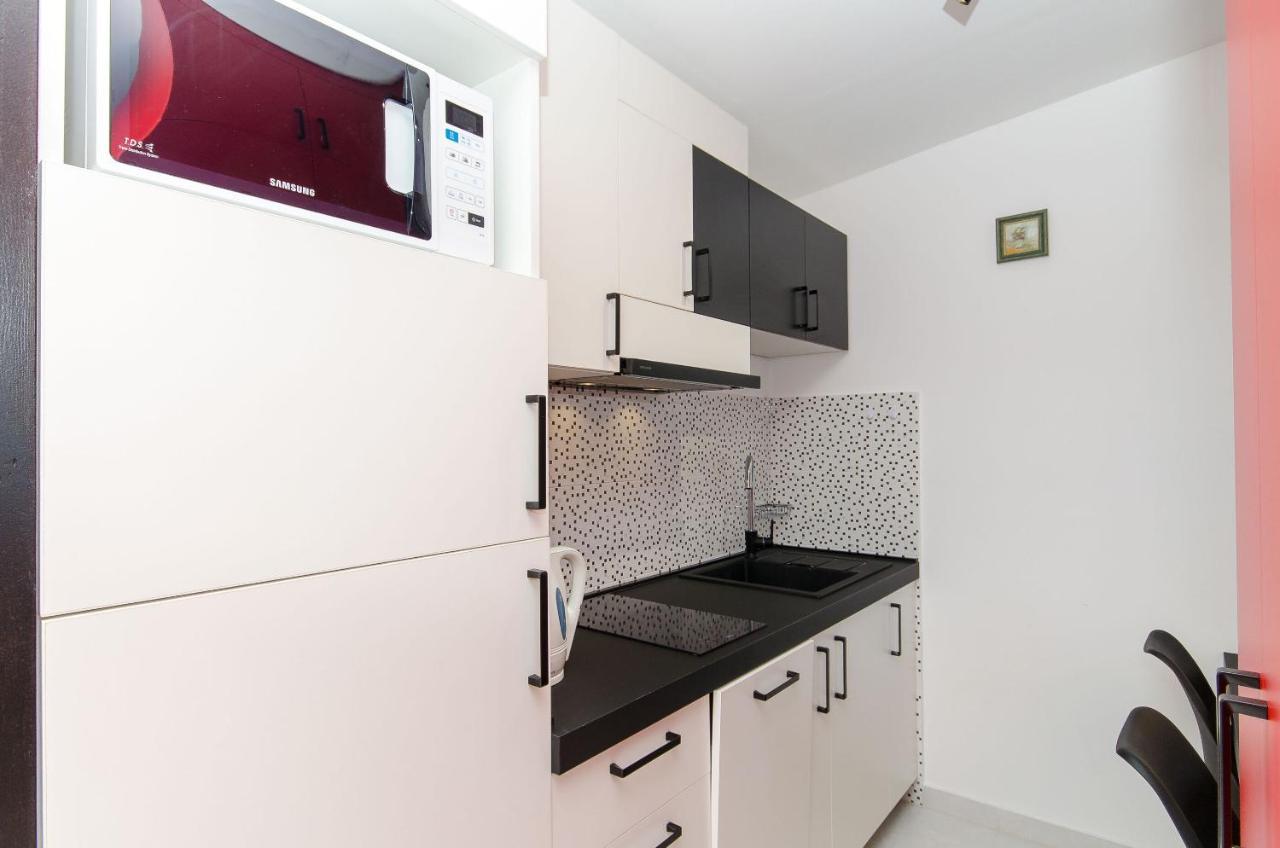 Apartment Sreta オミシュ エクステリア 写真