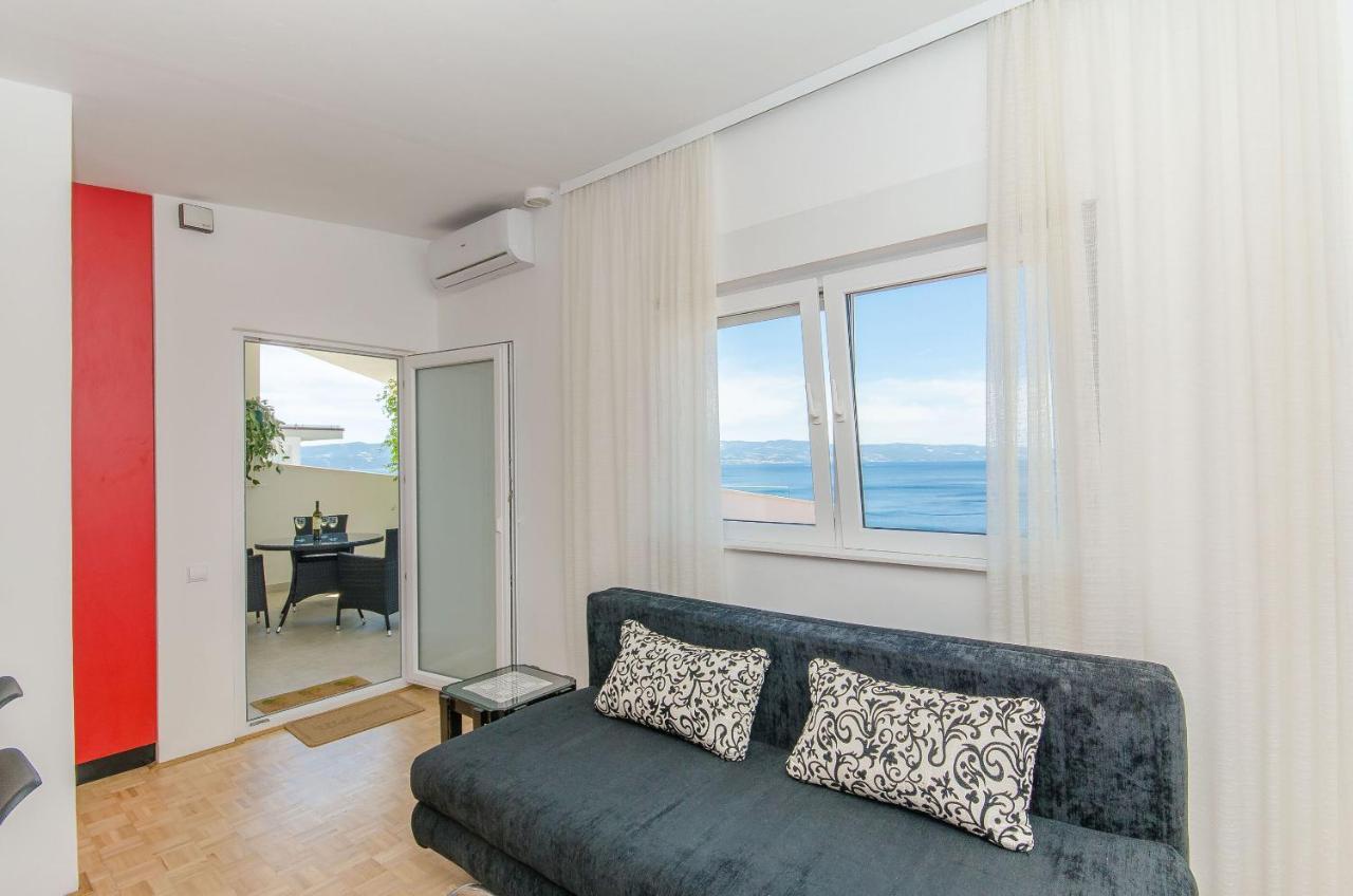 Apartment Sreta オミシュ エクステリア 写真